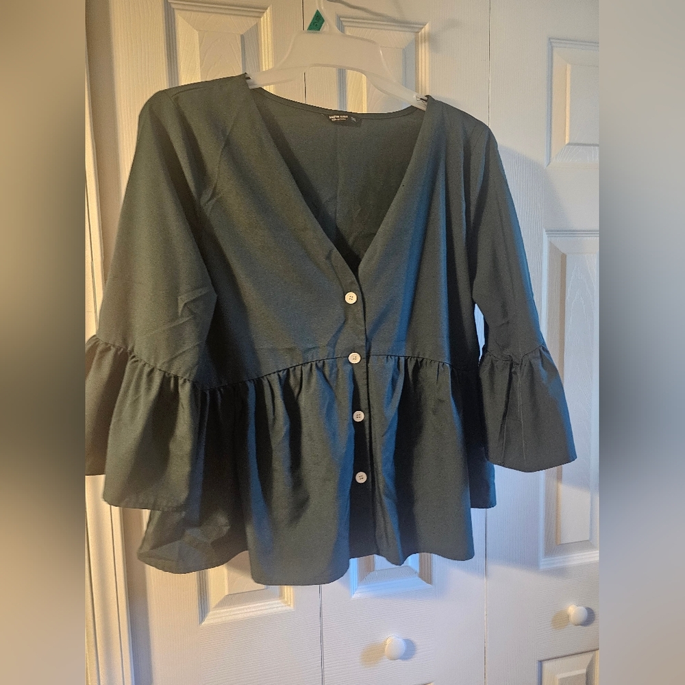 Button front ruffle sleeve peplum blouse